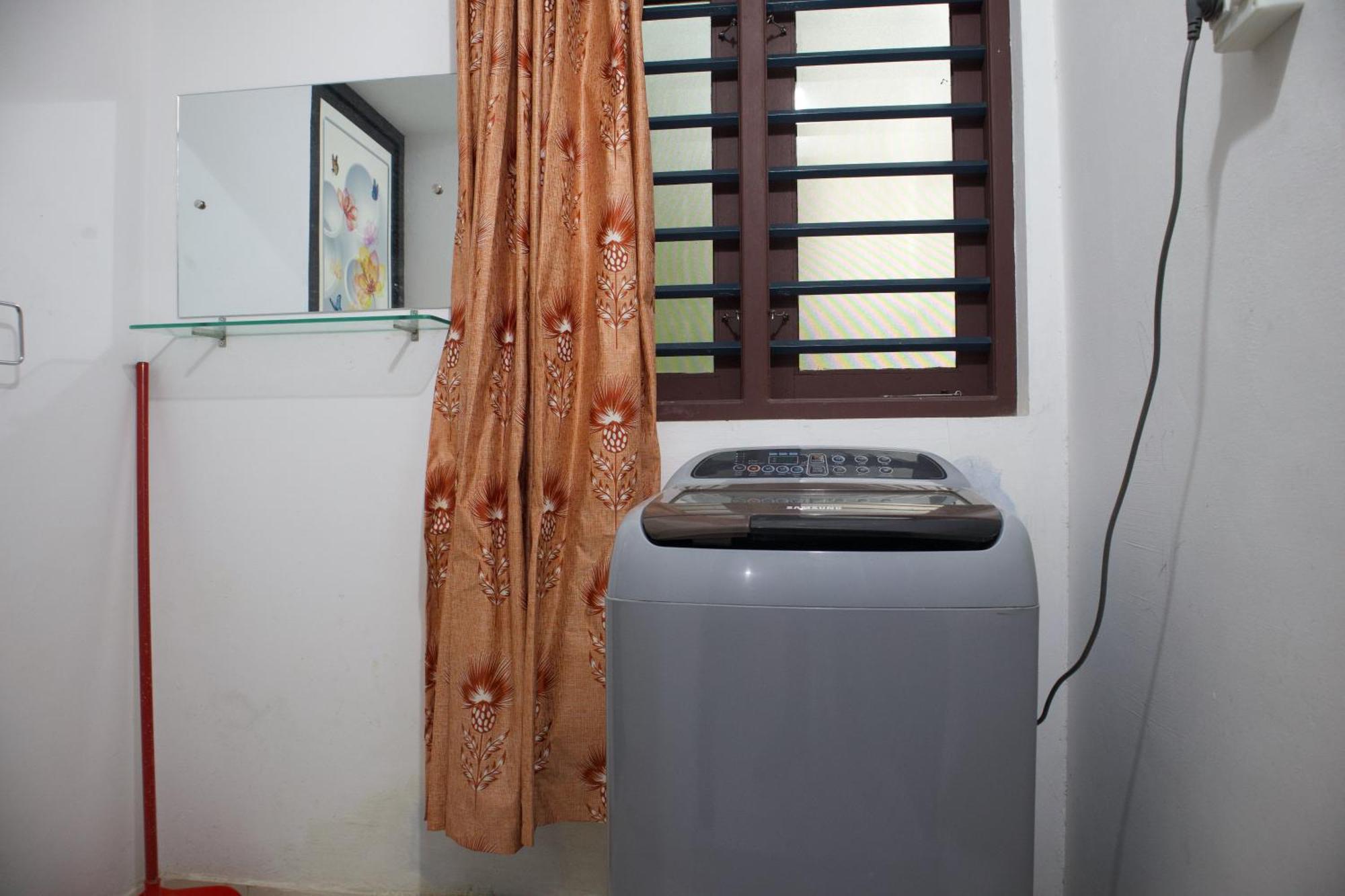 Ambili Riverfront Villa With Party Hall Irimbranallur Extérieur photo